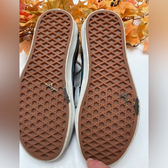 Van’s Off the Wall Hi Top Sneakers. Size 5.5 Black Suede upper & padded sides. - Picture 12 of 12